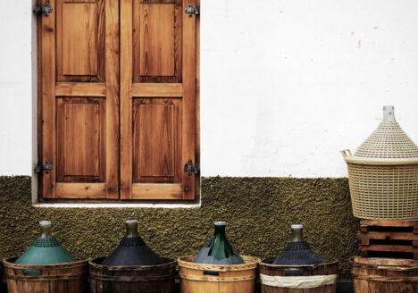 Vendita vino sfuso in damigiana